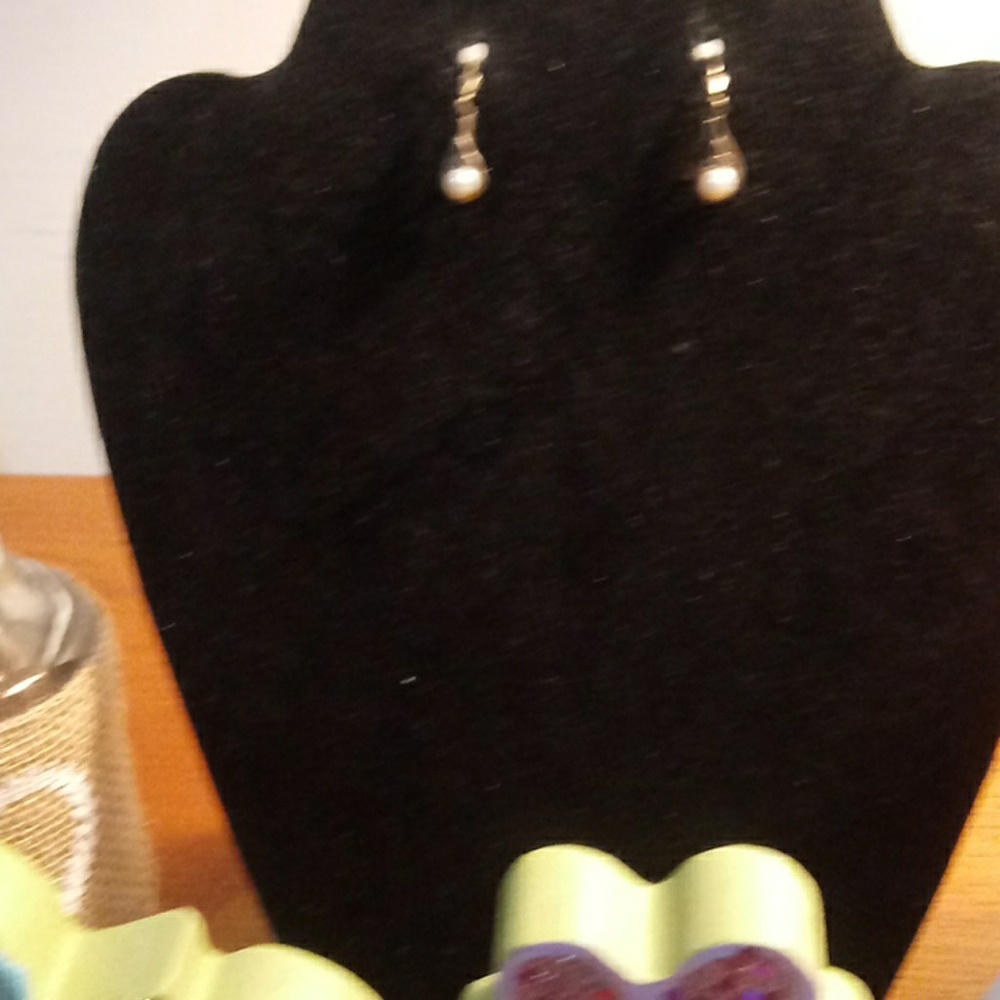 Pearl earrings - Picture 3 of 4